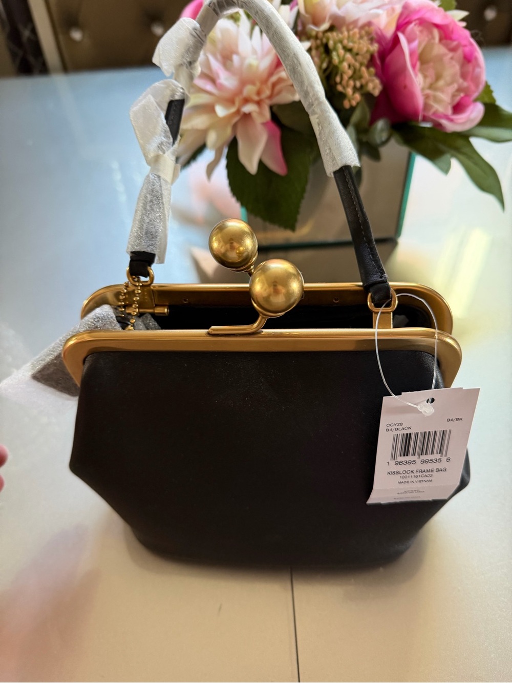 Coach Kisslock 16 - Black Frame-Top Women's Handbag with Gold Hardware